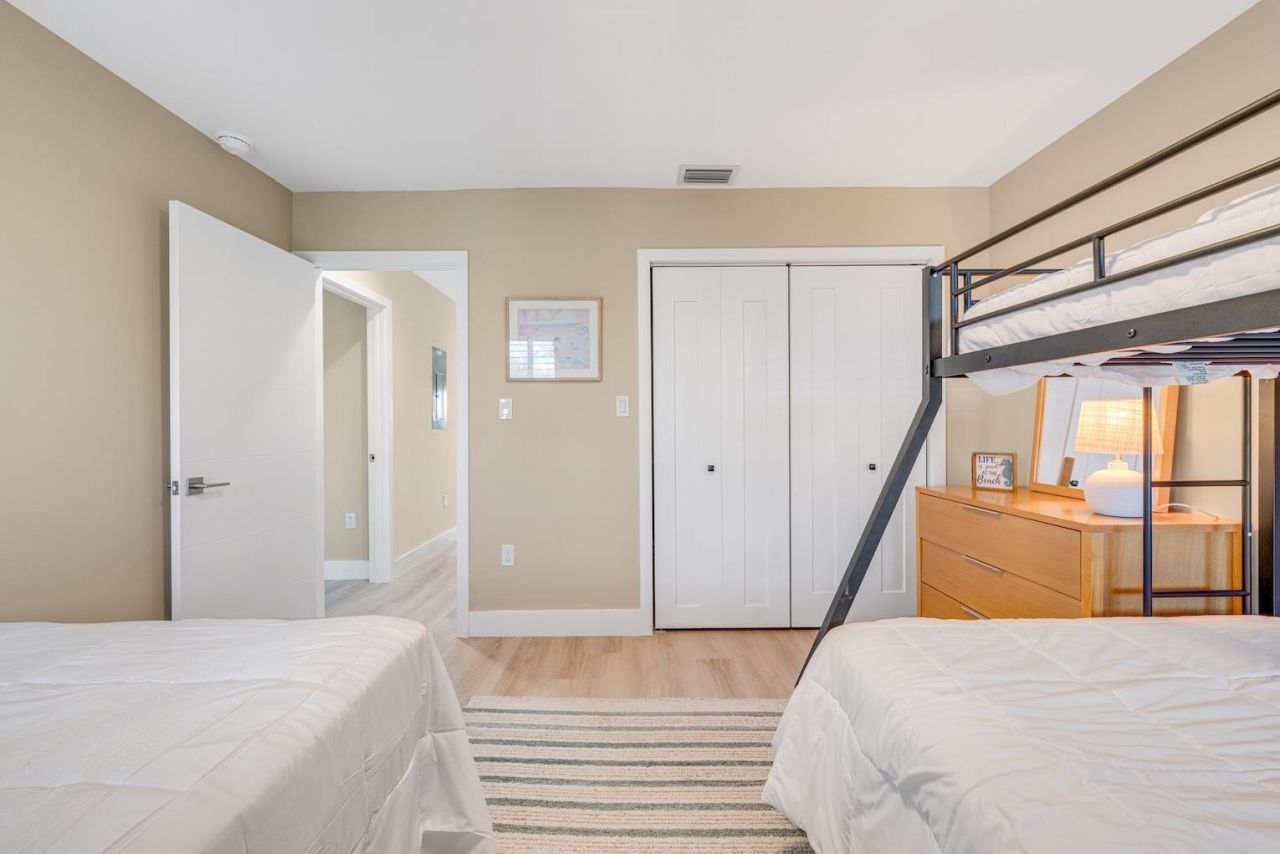 1341 Middle Gulf Dr, Unit 3D, Sanibel, FL 33957 Photo