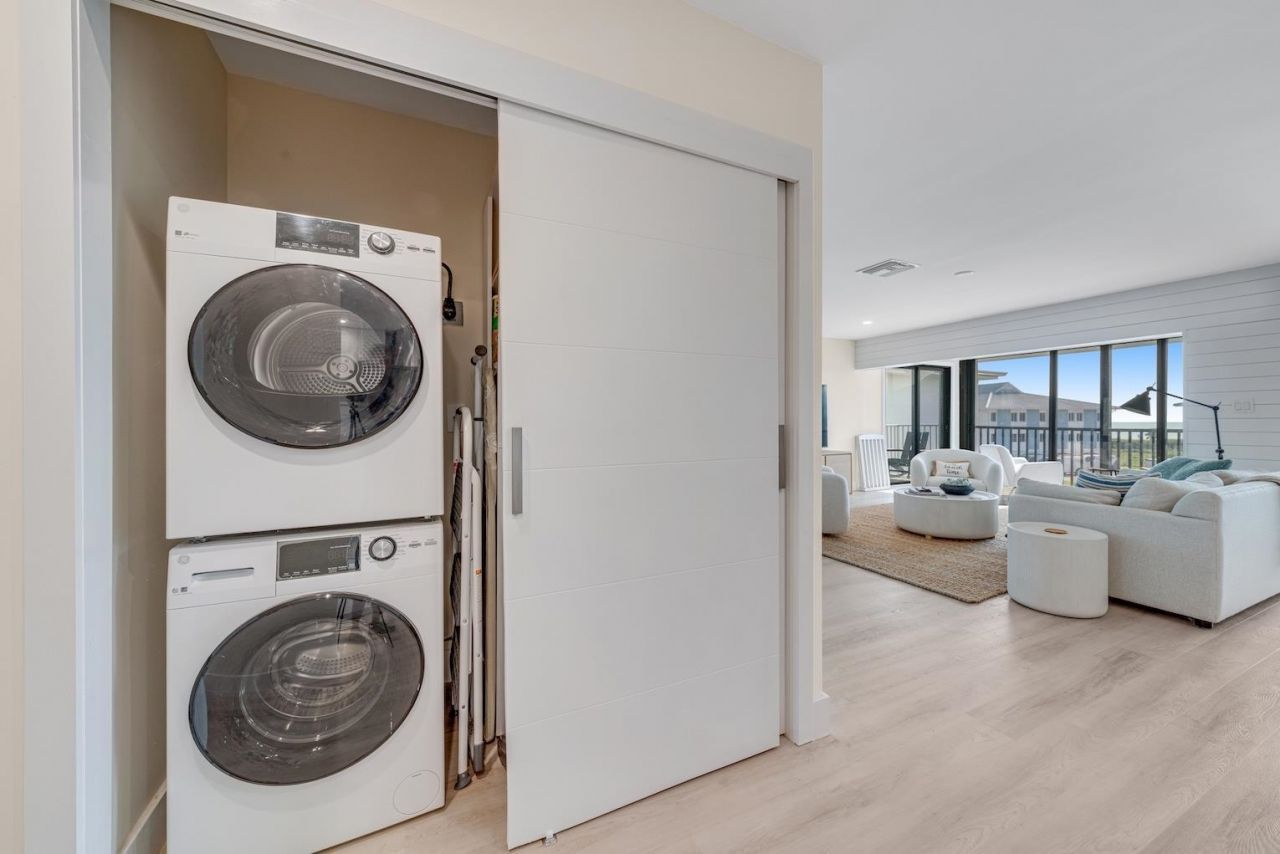 1341 Middle Gulf Dr, Unit 3D, Sanibel, FL 33957 Photo