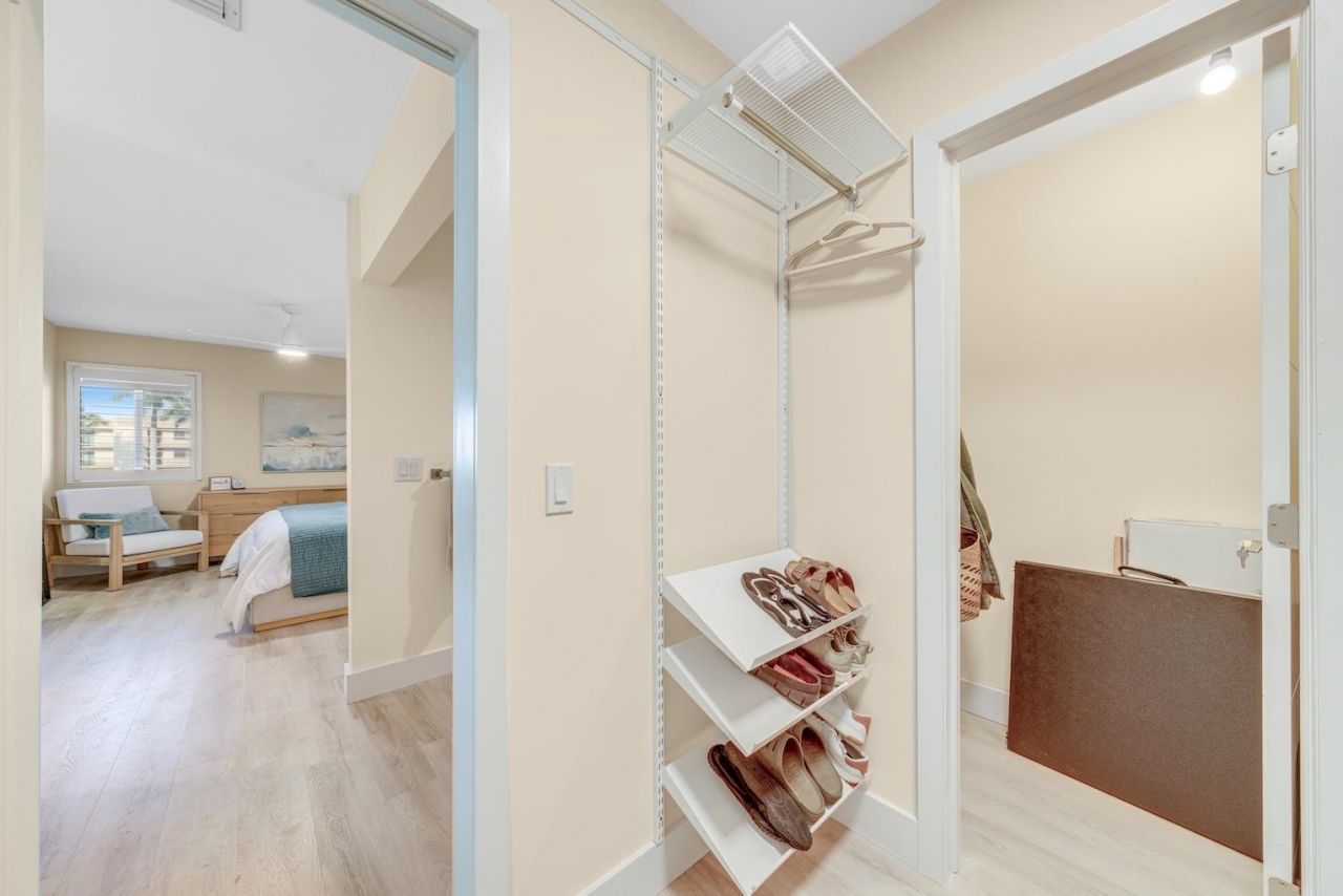 1341 Middle Gulf Dr, Unit 3D, Sanibel, FL 33957 Photo