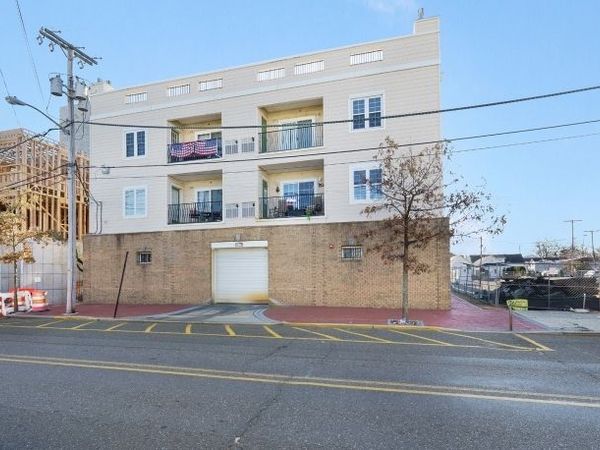 276 Beachway Ave Unit 8, Keansburg, NJ 07734