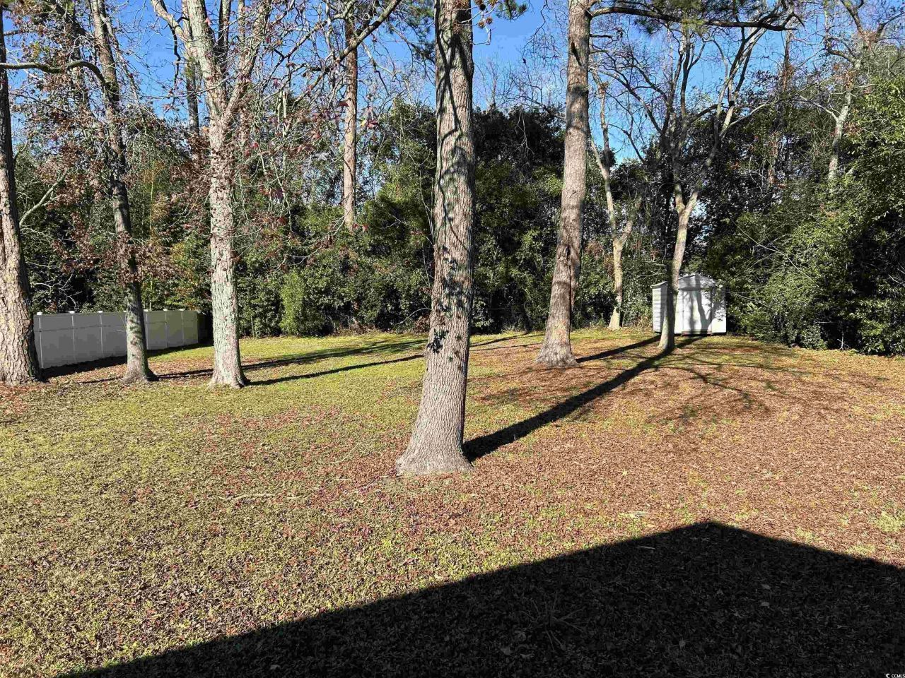 404 E Andrews St. Photo 17