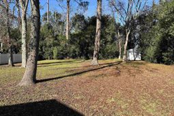 404 E Andrews St. photo 4