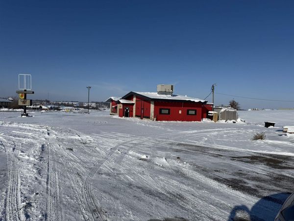 202 W Business Highway 30 Highway, Toledo, IA 52342