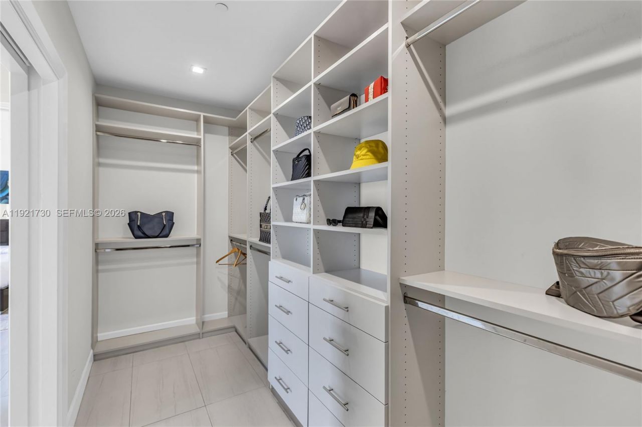 6100 N Ocean Dr, Unit 3N, Hollywood, FL 33019 Photo