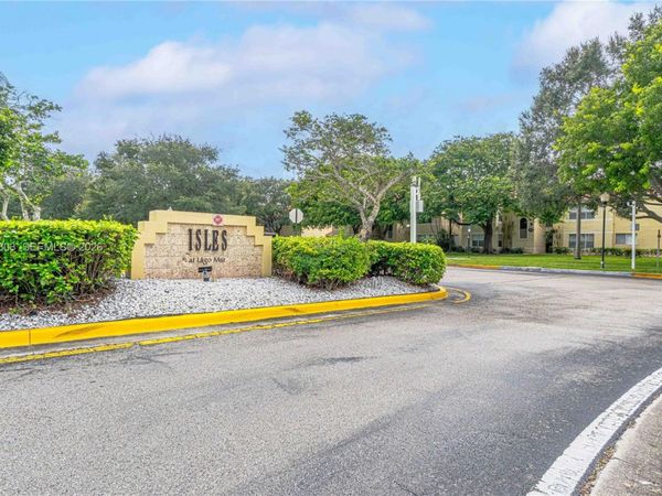 12510 Vista Isles Dr, Unit 1227, Sunrise, FL 33325