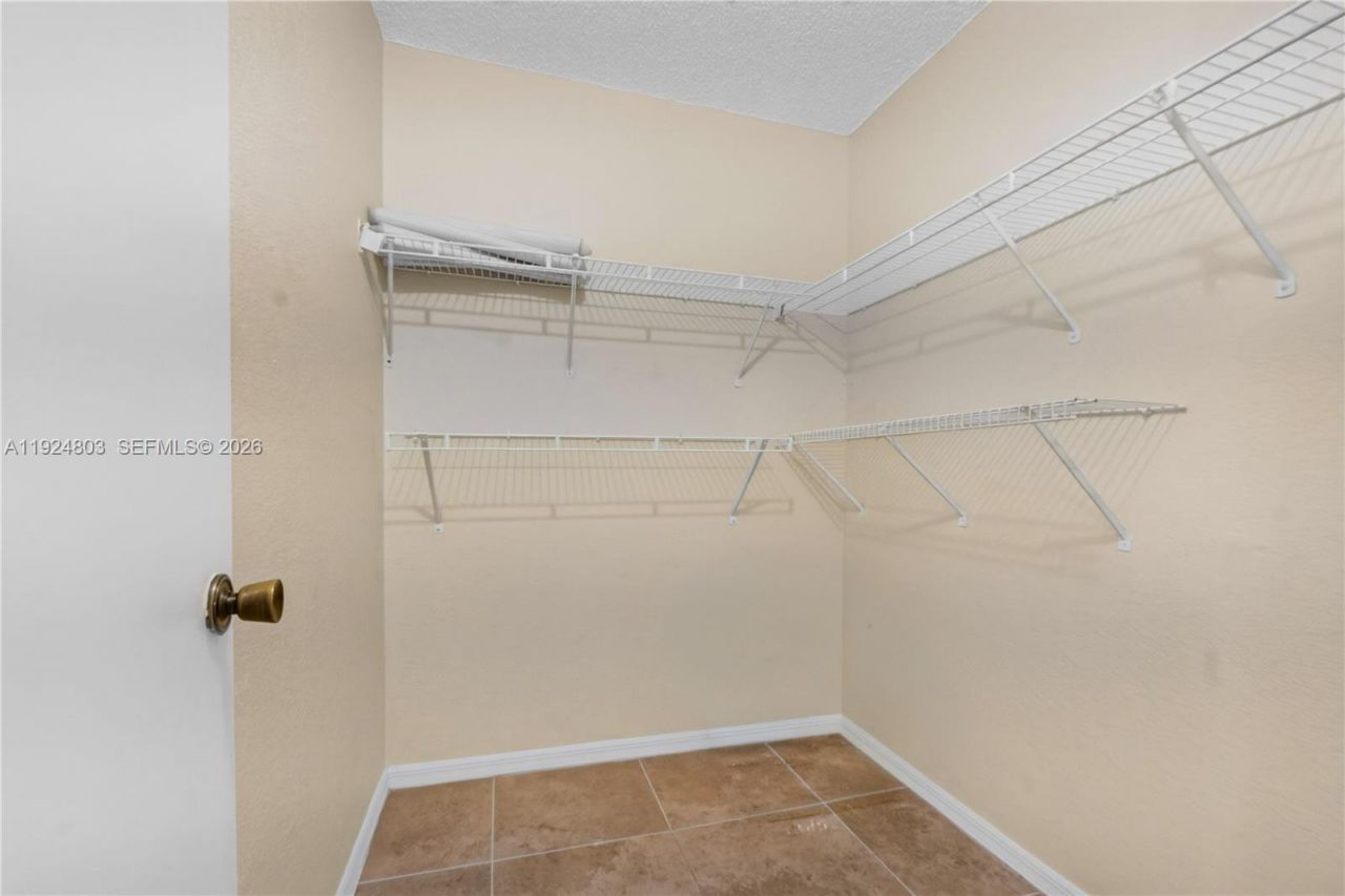 12510 Vista Isles Dr, Unit 1227, Sunrise, FL 33325 Photo