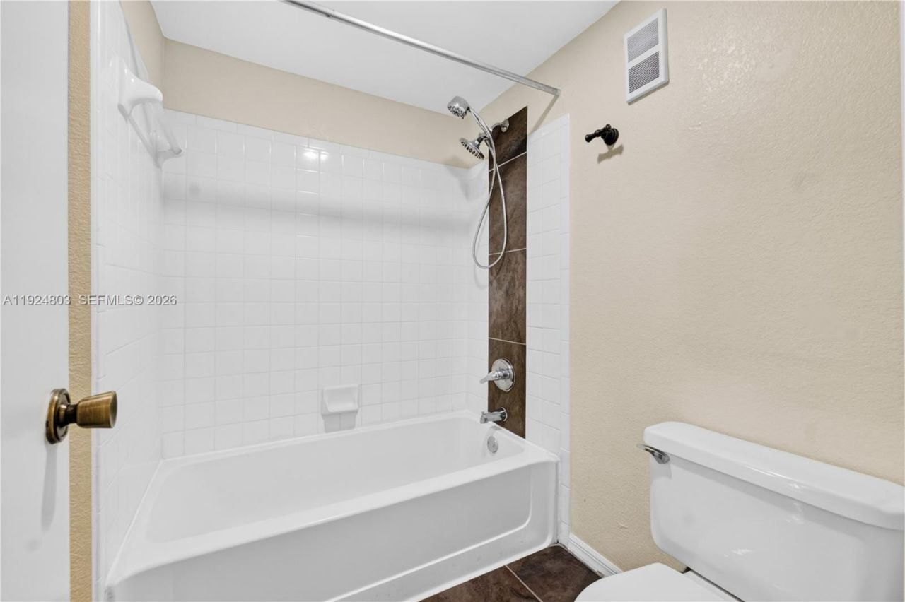 12510 Vista Isles Dr, Unit 1227, Sunrise, FL 33325 Photo