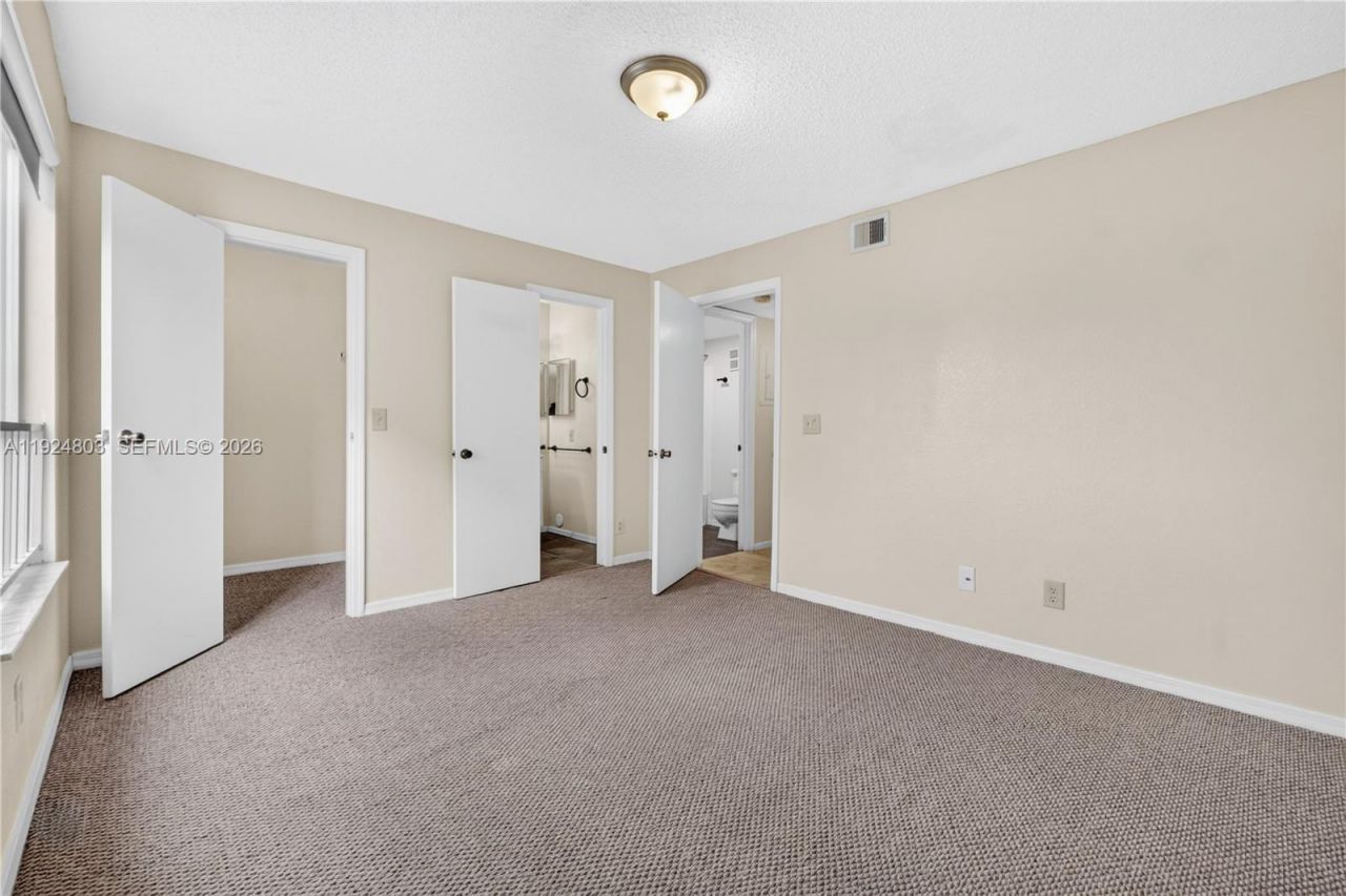 12510 Vista Isles Dr, Unit 1227, Sunrise, FL 33325 Photo