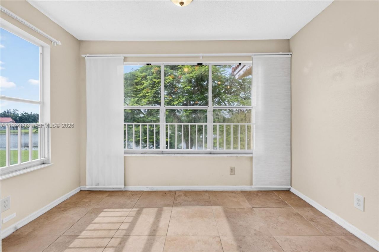 12510 Vista Isles Dr, Unit 1227, Sunrise, FL 33325 Photo