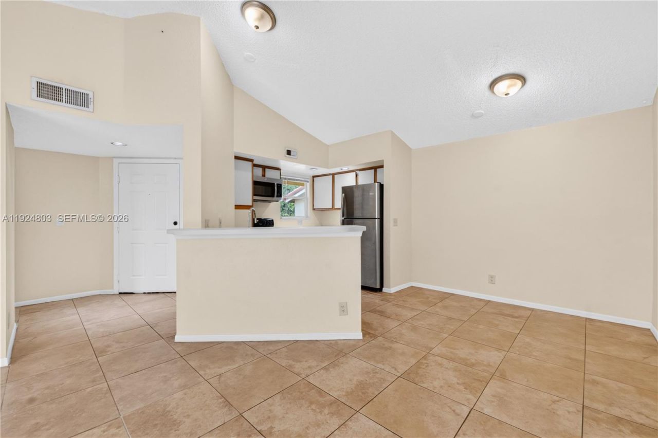 12510 Vista Isles Dr, Unit 1227, Sunrise, FL 33325 Photo