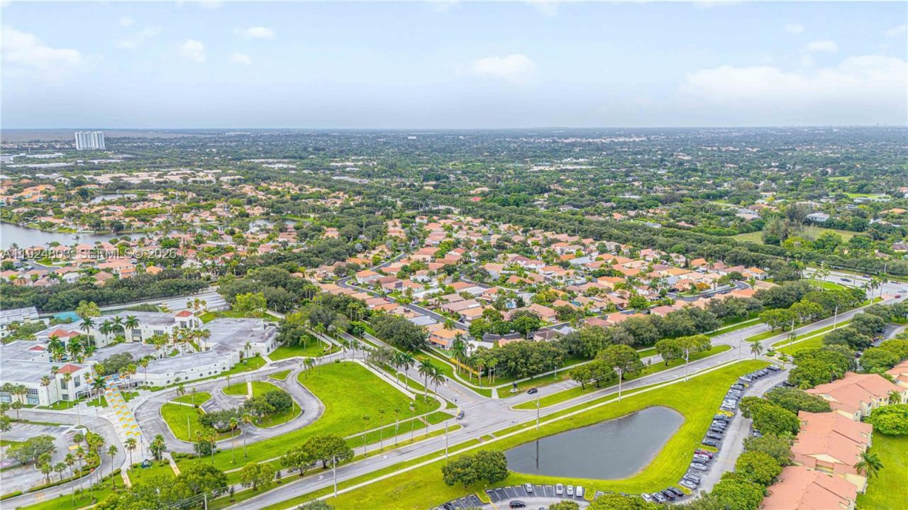 12510 Vista Isles Dr, Unit 1227, Sunrise, FL 33325 Photo