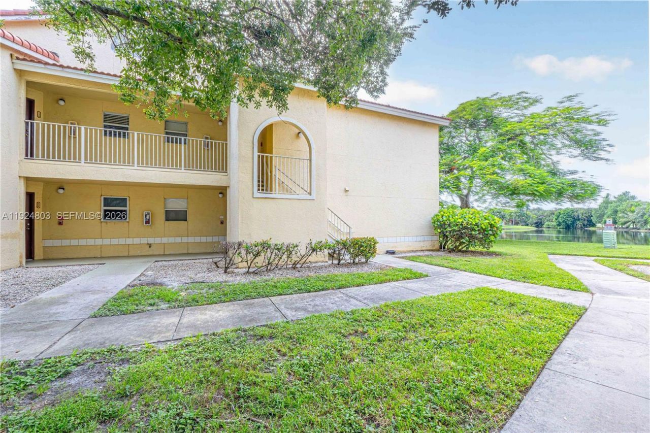 12510 Vista Isles Dr, Unit 1227, Sunrise, FL 33325 Photo