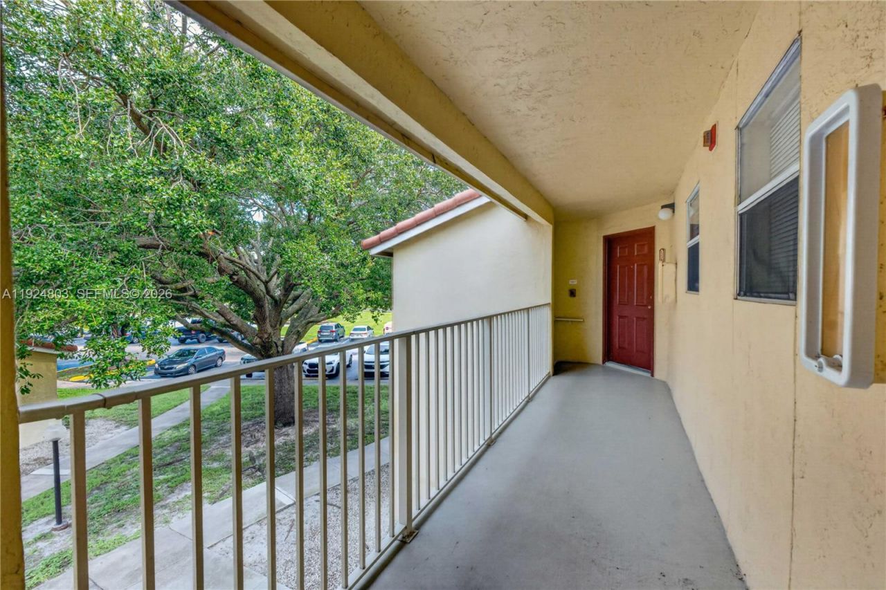 12510 Vista Isles Dr, Unit 1227, Sunrise, FL 33325 Photo