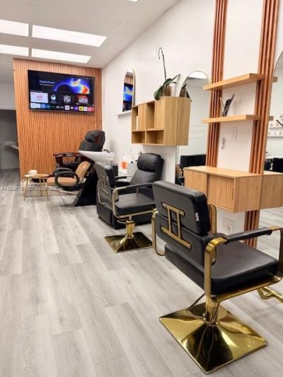 806 NE 125th St, North Miami, FL 33161 Photo