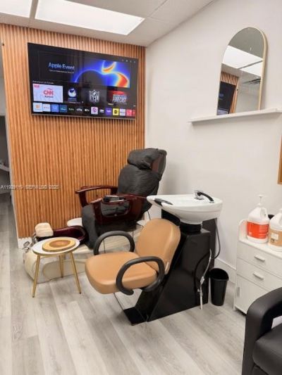 806 NE 125th St, North Miami, FL 33161 Photo