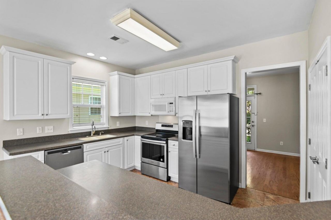 115 Trillium Avenue Photo 10