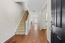 115 Trillium Avenue photo 4