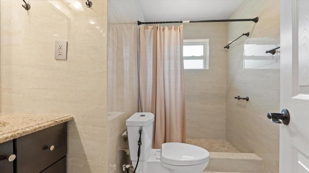 724 NE 2nd Street, Pompano Beach, FL 33060 Photo