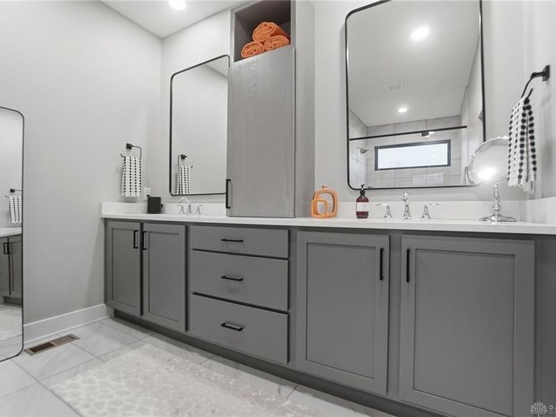 9363 Rochelle Lane, Clearcreek Township, OH 45458 Photo 32