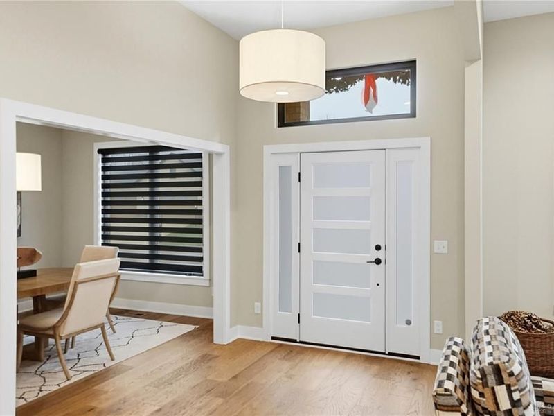 9363 Rochelle Lane, Clearcreek Township, OH 45458 Photo 4