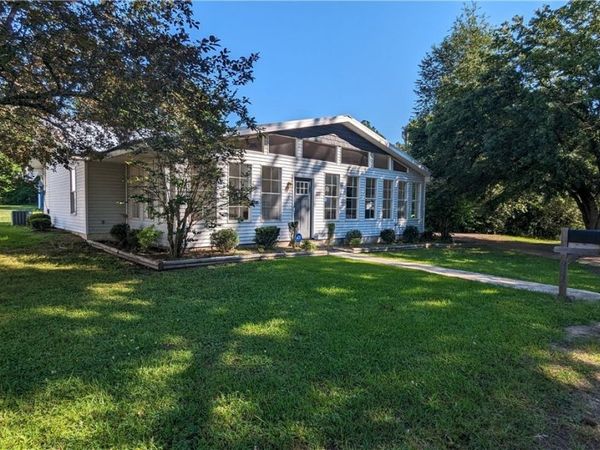 2111 Nauvoo Road, Carbon Hill, AL 35549