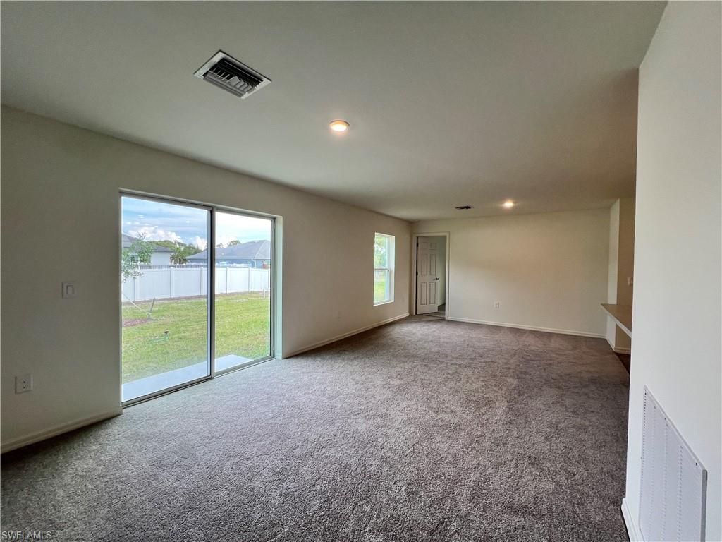 3401 NE 8th Pl, Cape Coral, FL 33909 Photo