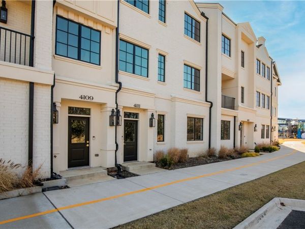 4111 S Champions Drive, Rogers, AR 72758