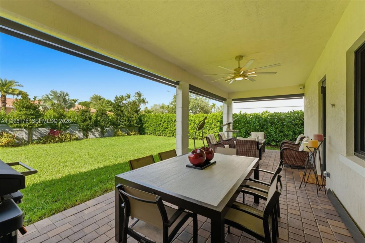 12070 SW 83rd Pl, Miami, FL 33156 Photo