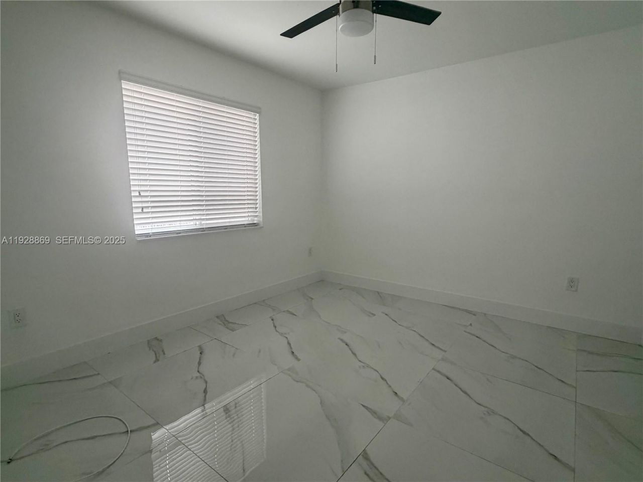 1629 SW 3rd St, Unit 5, Miami, FL 33135 Photo