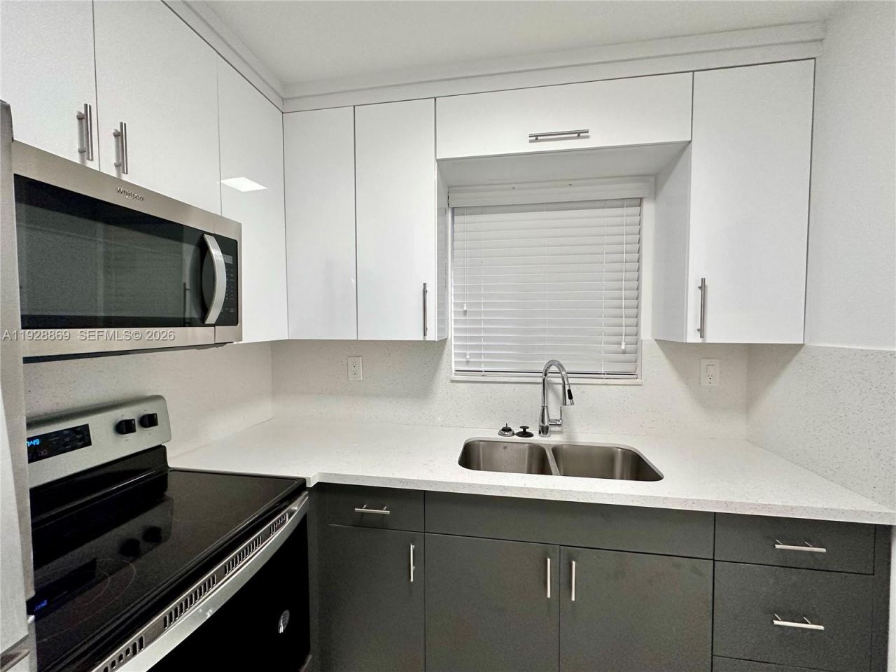 1629 SW 3rd St, Unit 5, Miami, FL 33135 Photo