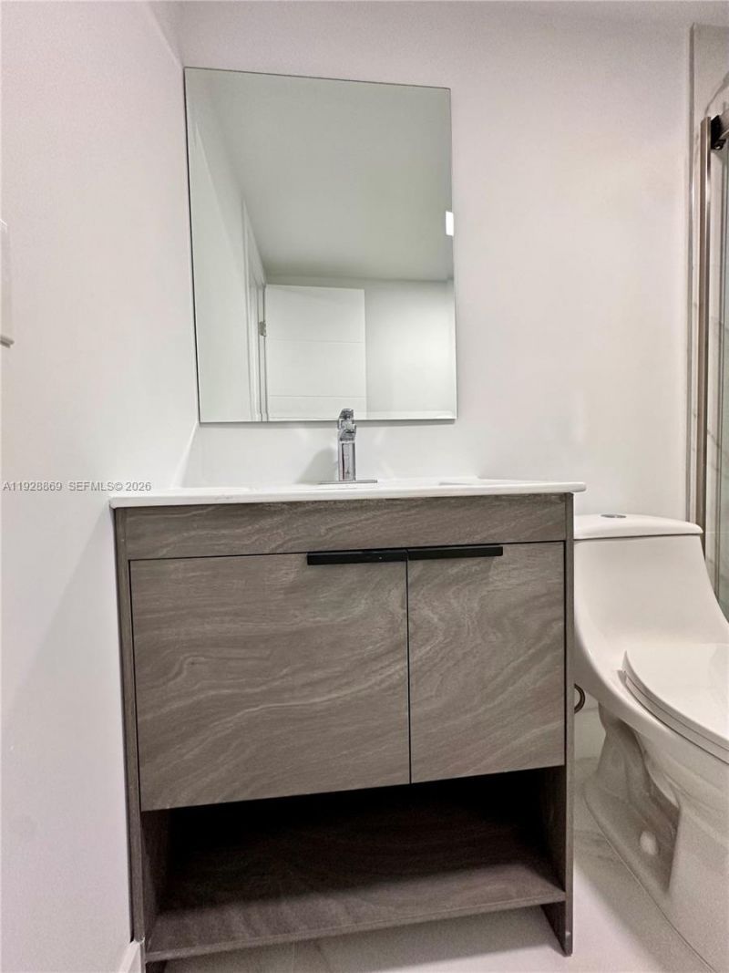 1629 SW 3rd St, Unit 5, Miami, FL 33135 Photo