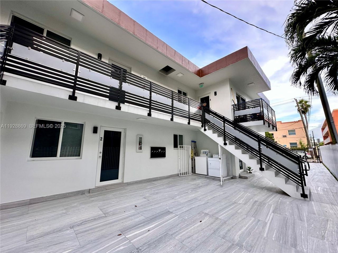 1629 SW 3rd St, Unit 5, Miami, FL 33135 Photo