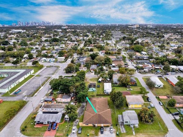 1910 NW 72nd St, Miami, FL 33147