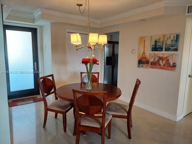 301 Golden Isles Dr, Unit 506, Hallandale Beach, FL 33009 Photo
