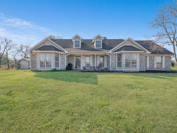 214 1501 Spur, Deport, TX 75435