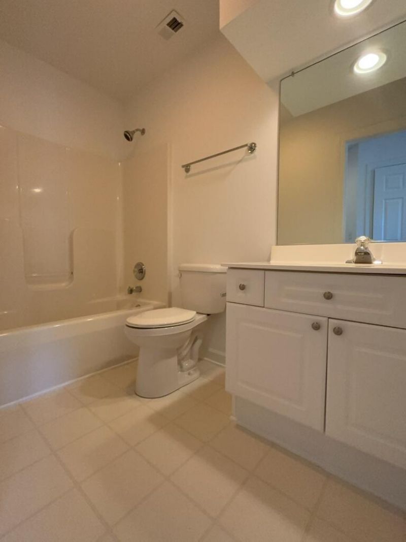 1544 Oxborough Circle Photo 32