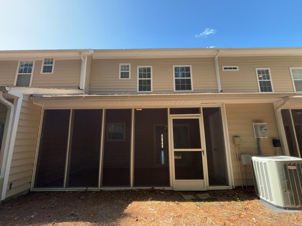 1544 Oxborough Circle Photo 40