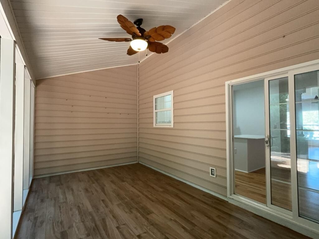 1544 Oxborough Circle Photo 42