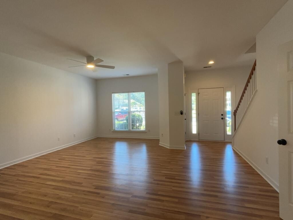 1544 Oxborough Circle Photo 5