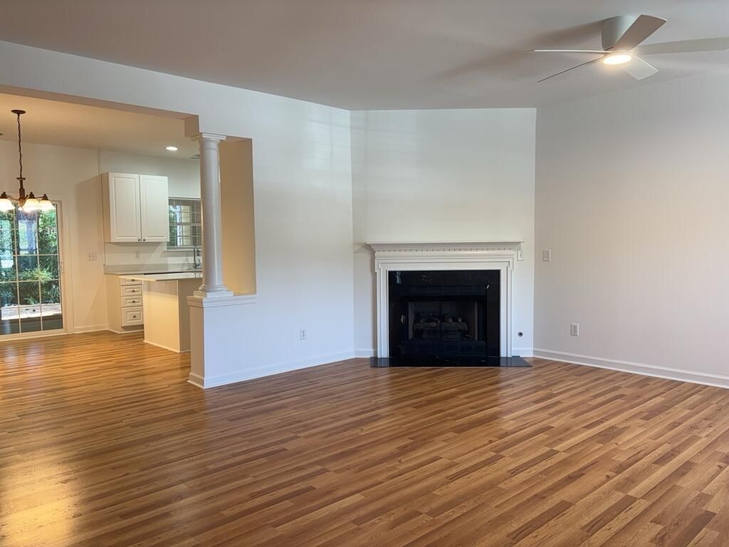 1544 Oxborough Circle Photo 7