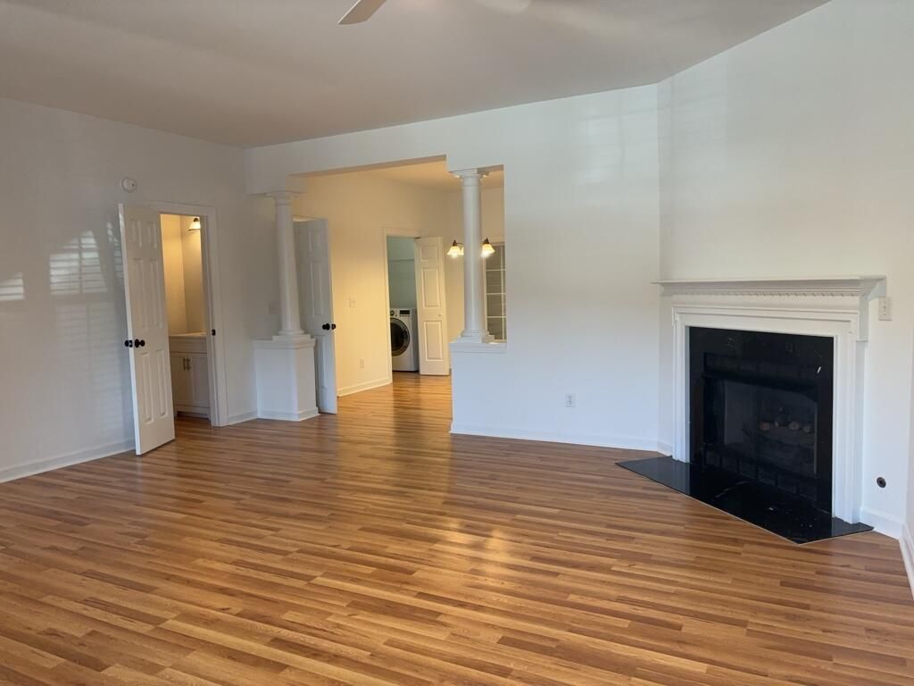 1544 Oxborough Circle Photo 8