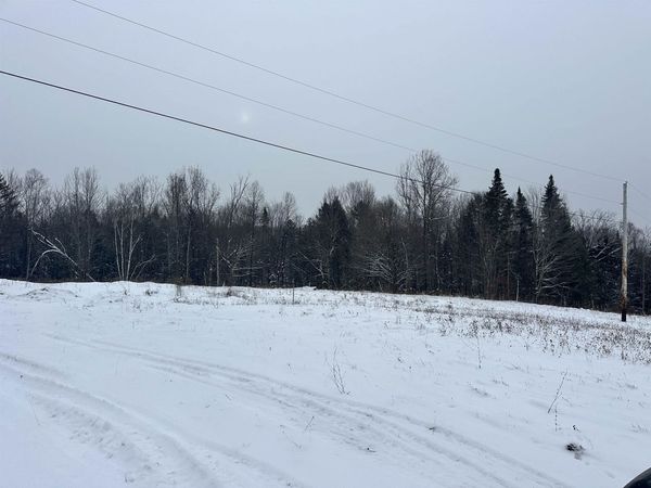 979 Center Road, Hardwick, VT 05843