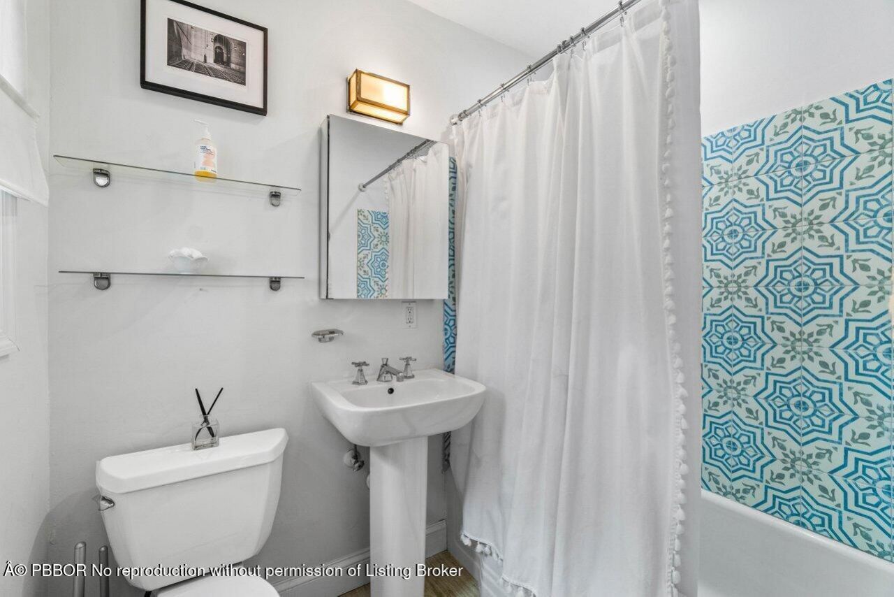 210 Debra Lane, Palm Beach, FL 33480 Photo