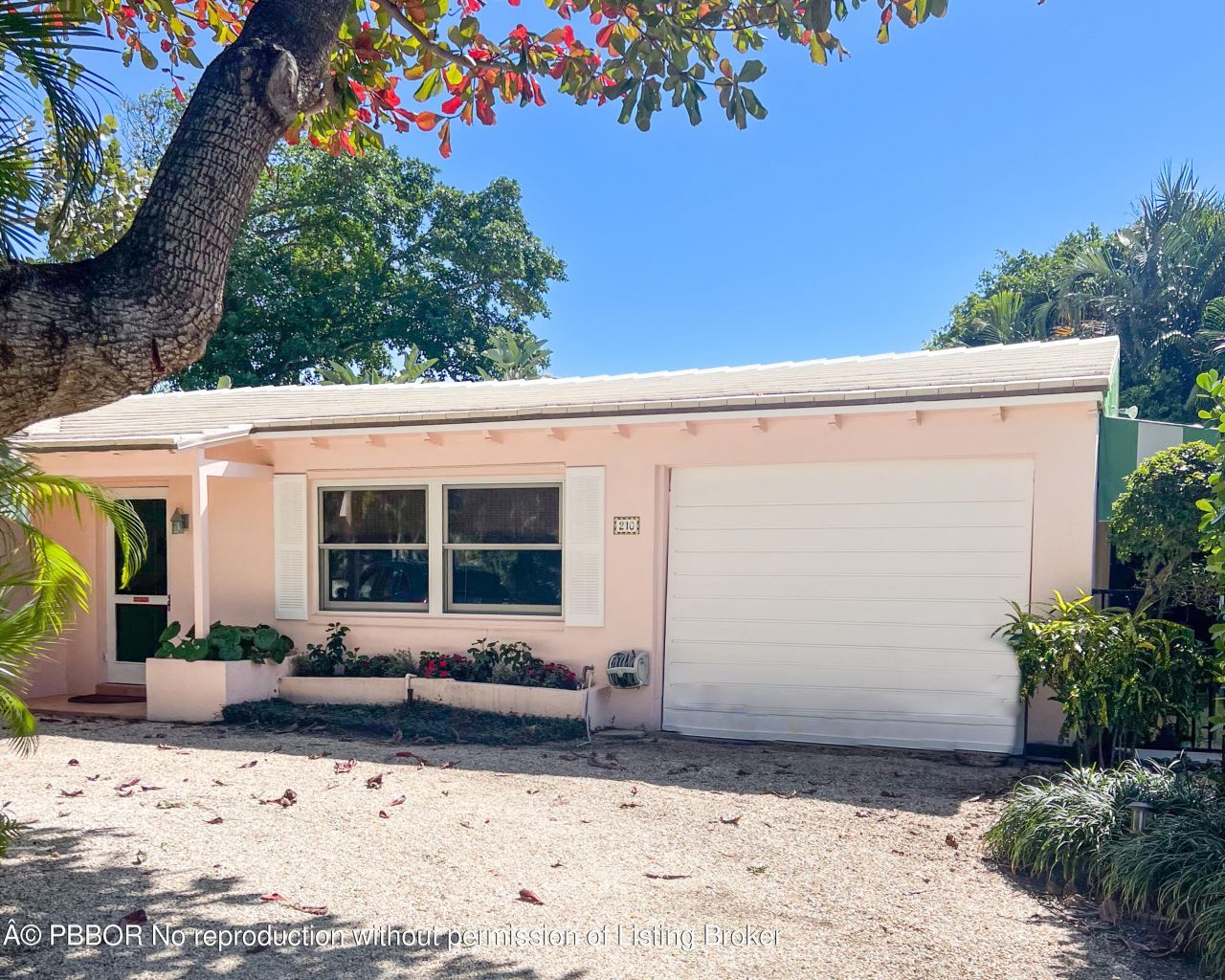 210 Debra Lane, Palm Beach, FL 33480 Photo