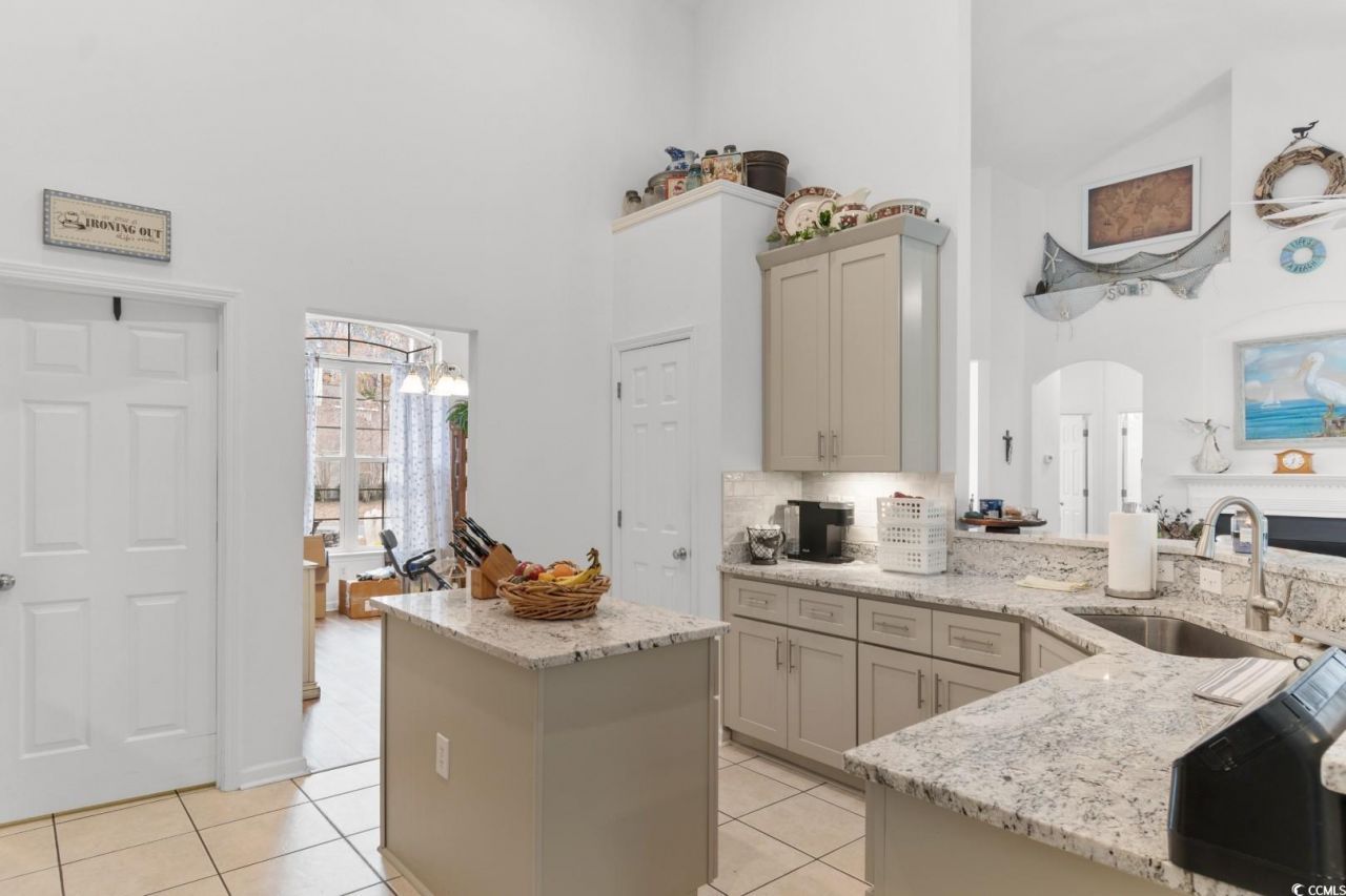 673 Tidal Point Ln. Photo 4