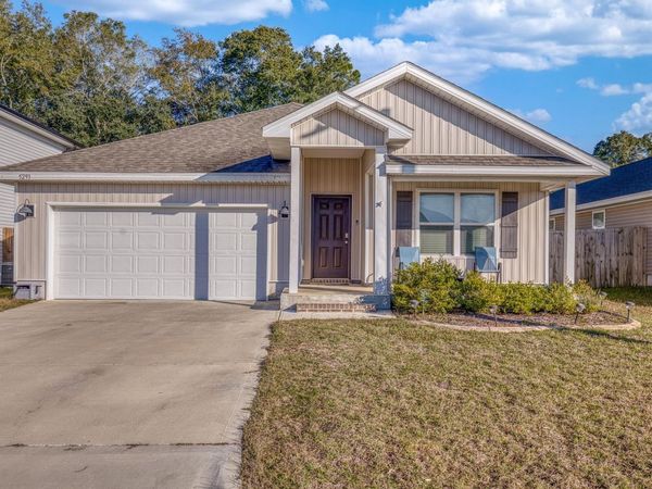 5293 Peach Drive, Pace, FL 32571