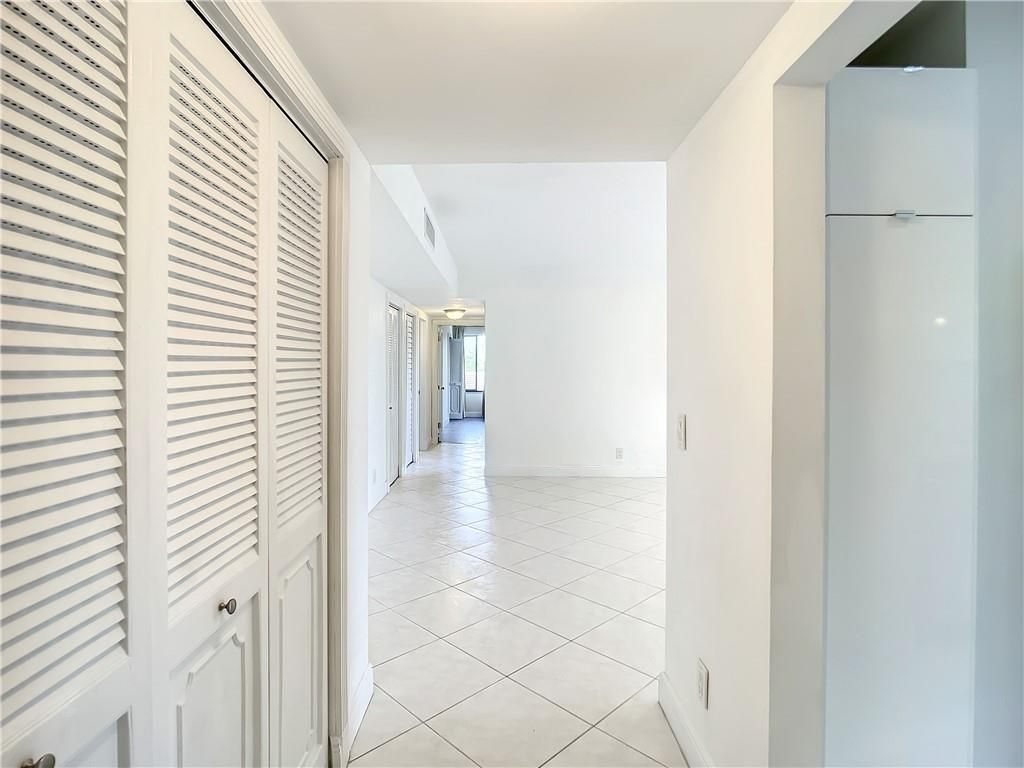 6342 Longboat Lane, Unit 404, Boca Raton, FL 33433 Photo