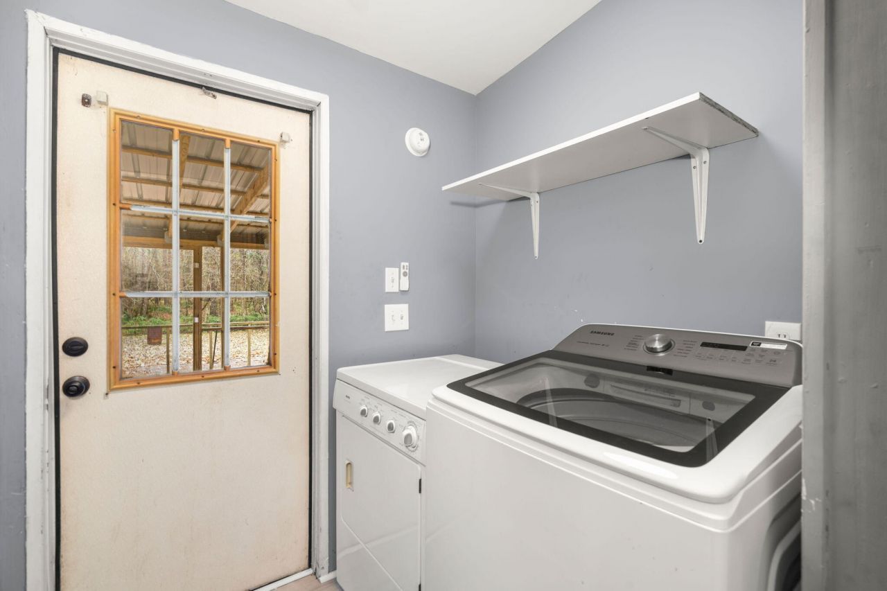 531 Vandross Road Photo 19