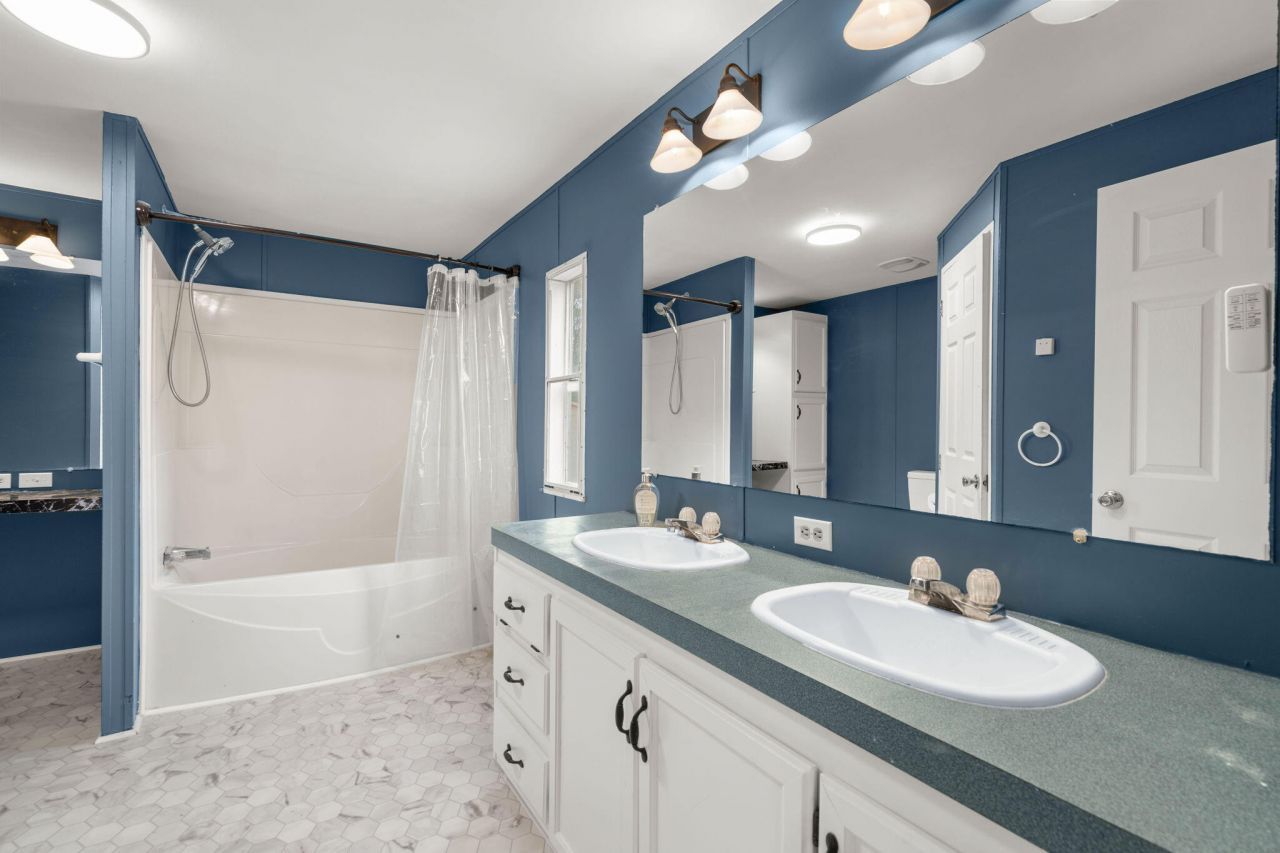 531 Vandross Road Photo 22