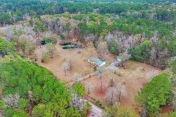 531 Vandross Road photo 4